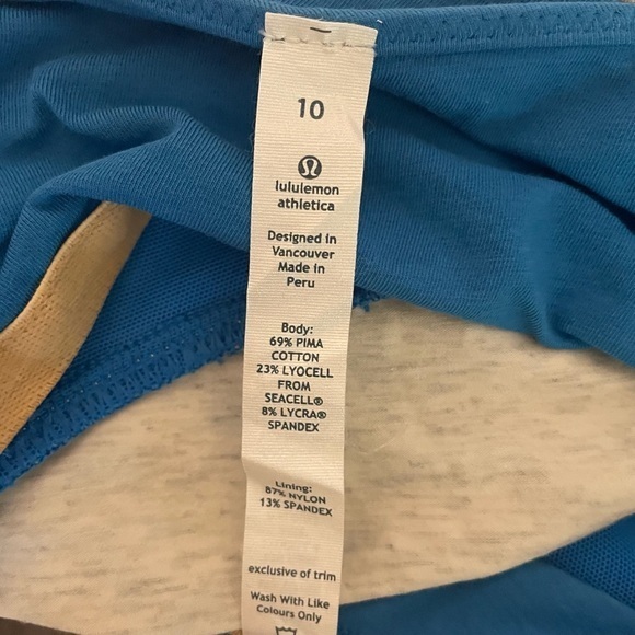 Lululemon Size 10 Blue Black & White Stripe Thin Strap lined Tank Top!  (EUC) - Picture 3 of 3